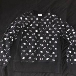 Champion Logo Crewneck